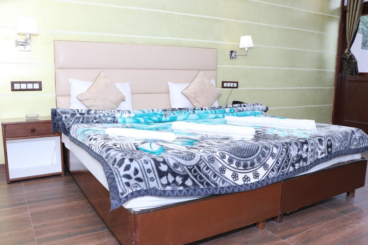 Hotel Green Tara Manāli Kültér fotó
